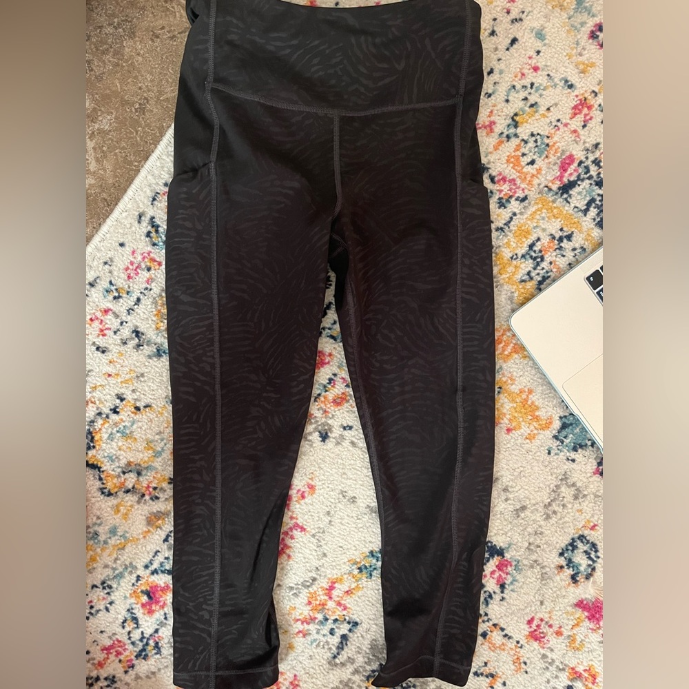 I am selling a super cute pair of athelta leggings! Worn twice